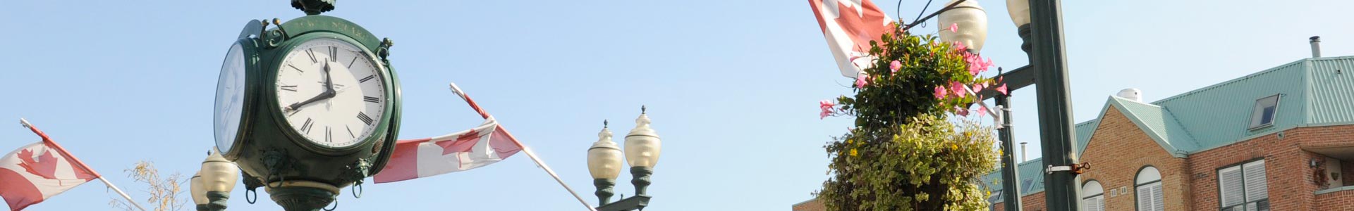 Oakville Square on Lakeshore Road
